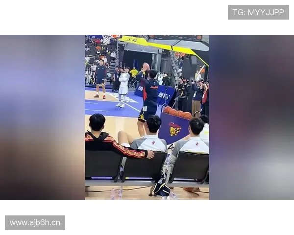 广东训练精彩纷呈 徐杰崔永熙亮点频现